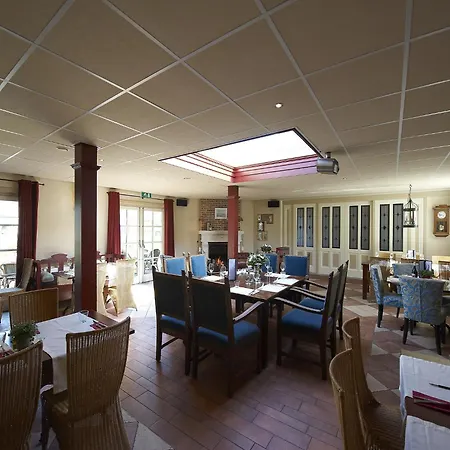 Cozy With Spacious Garden On A Hippolytushoef